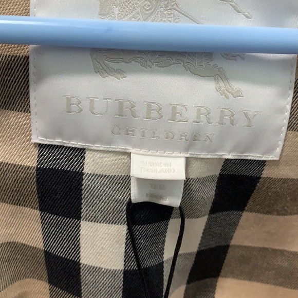 Authentic Burberry jacket - Picture 5 of 6